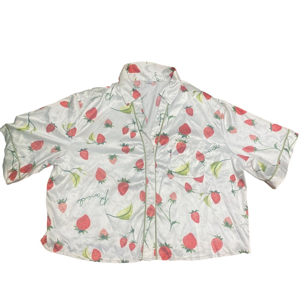 Parade Strawberry Pajama Women’s Top Size Medium